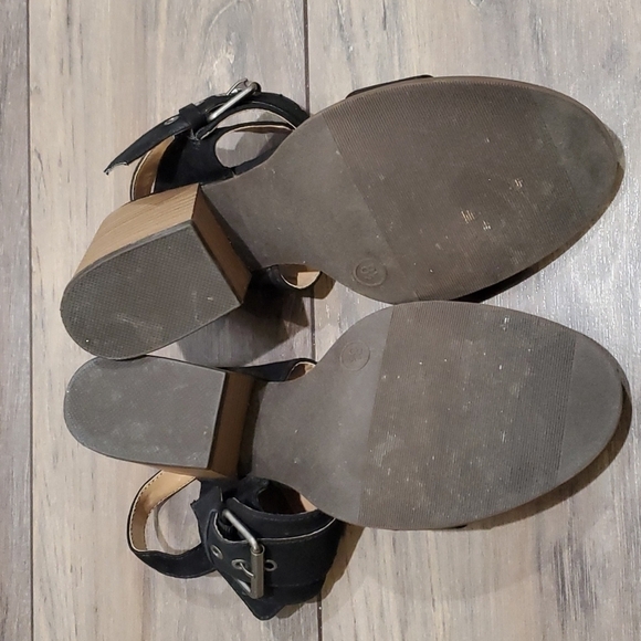 Universal Thread Women block heels sandals shoes  sz 8.5 - Picture 8 of 11